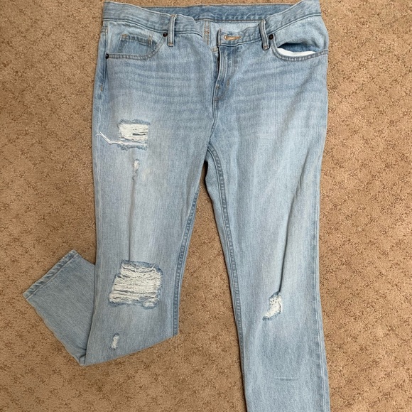 Urban Outfitters Low Rise Torn Jeans - Picture 2 of 5